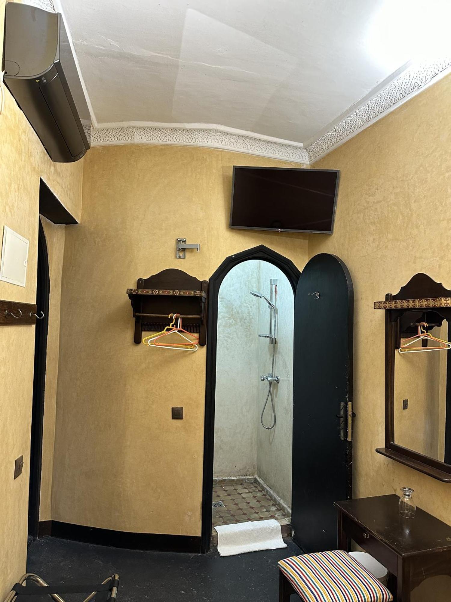 Bargach Hotel Tangier Ruang foto